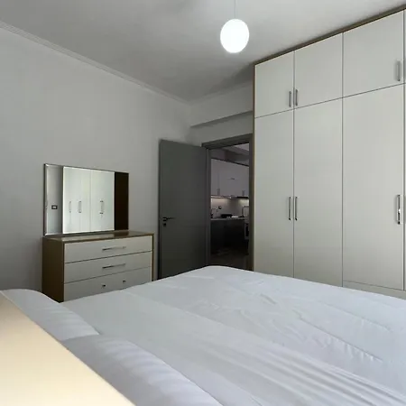 Elisabeth Apartamento Sarandë
